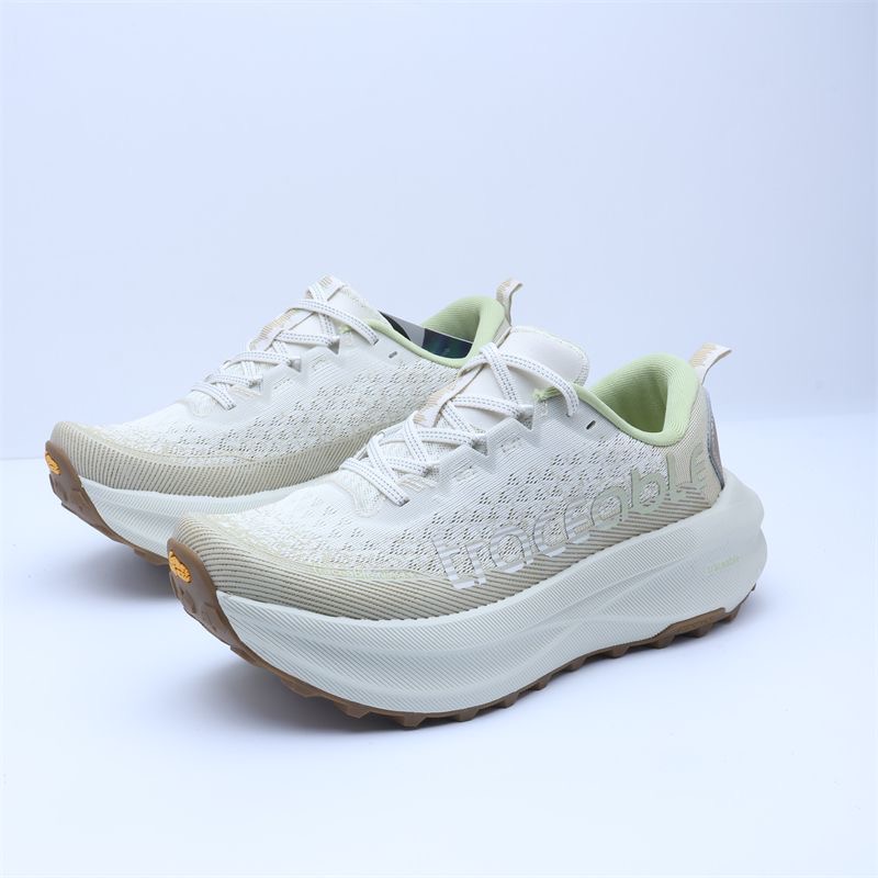 Super Cool Trail Running Shoes - Outdoor Sport Brand recensione e prezzo